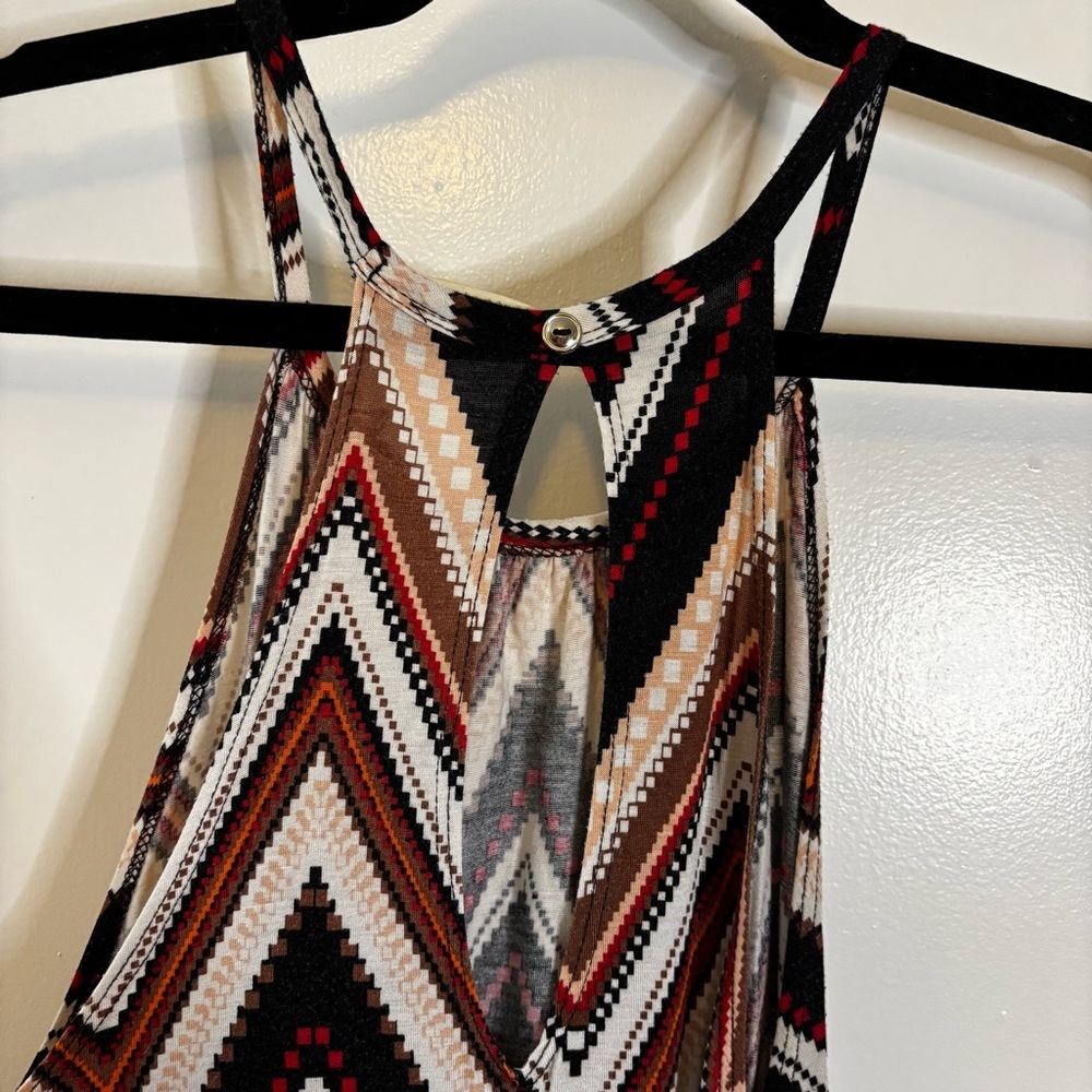 Chevron Patterned Tunic Tank Top Size L - Picture 6 of 9